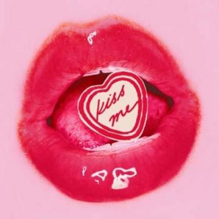 kiss